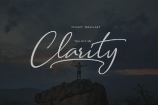 Clarity: A Script Typeface for Editorial Design